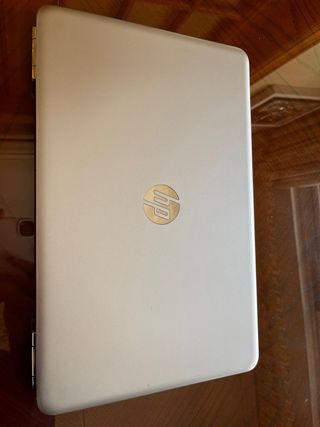 HP i7-7gen SSD RAM 12GB Garantía Impecable