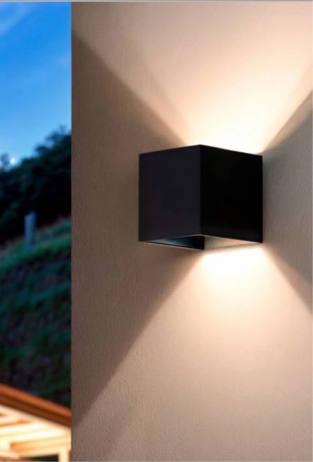 Aplique de pared cuadrado negro