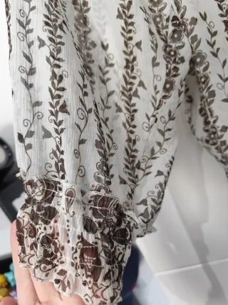 Blusa gasa estampada manga larga