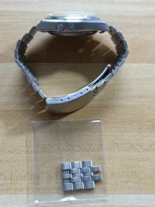 Reloj Seiko 5 Automático Azul y Dorado