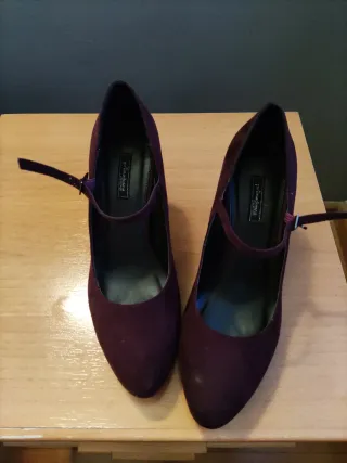 Zapatos de tacón burdeos talla 39