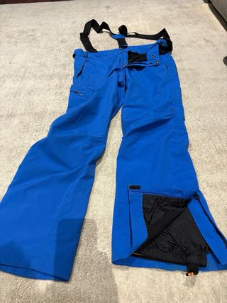 Pantalones de Ski Tsunami Verdes y Azules 75€ cada