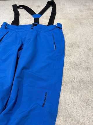 Pantalones de Ski Tsunami Verdes y Azules 75€ cada