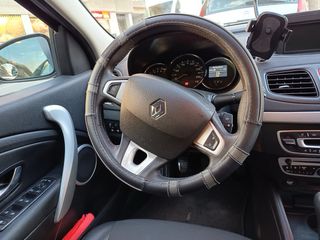 Renault Fluence 2012