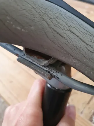 Tija y sillín Fi'zi:k