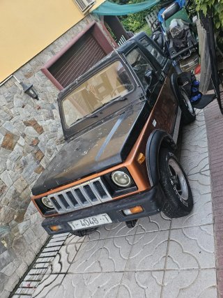 Suzuki Samurai 1990