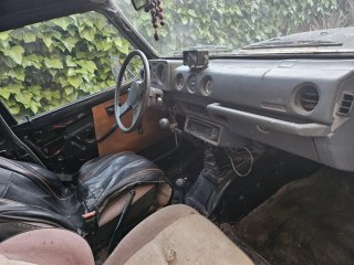 Suzuki Samurai 1990