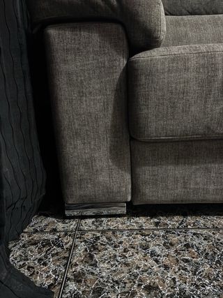 Sofá de 2 plazas gris