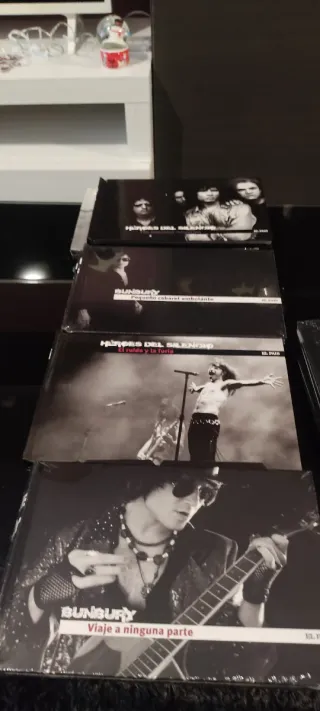 15 CDs Héroes del Silencio y Bunbury