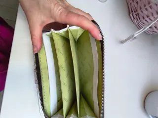 Cartera Tous Beige con Charm Rosa