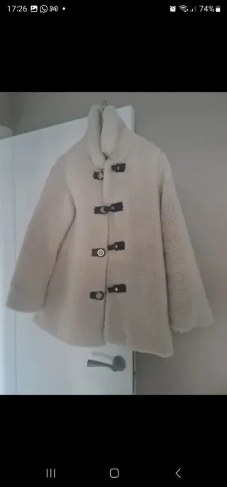 Chaqueta borreguito Zara beige