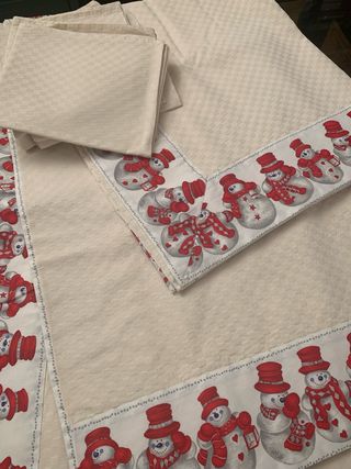 Tovaglia Natalizia per 12 Coperti