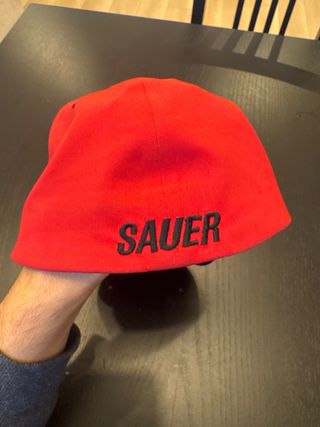 Gorra Six Sauer Roja