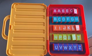 Juego de palabras para aprender inglés Diset