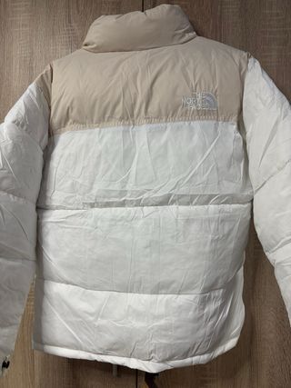 Chaqueta The North Face Beige y Blanca