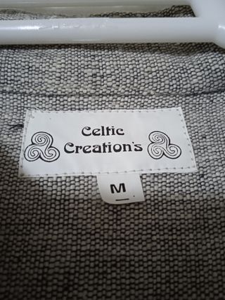 Camisa gris con motivo celta talla M