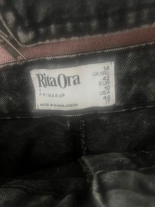 Conjunto Chaqueta y Falda Vaquera Negra