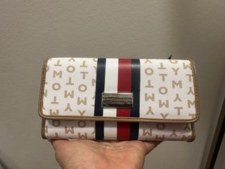 Cartera Tommy Hilfiger Monogram Beige