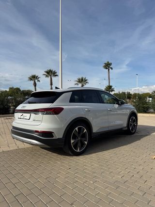 AUDI Q4 S line 40 e-tron Noviembre 2023