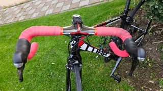 CUBE ATTAIN CARRETERA