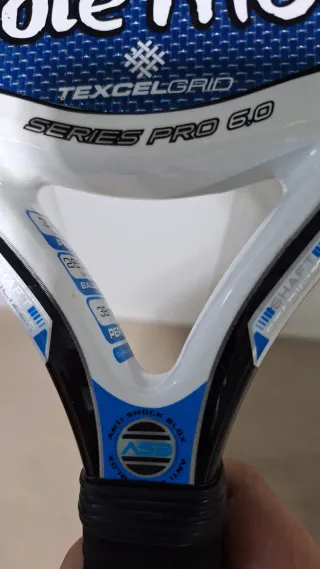 Pala de pádel Middle Moon Eclipse Carbón pro 6.0