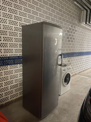 Nevera SAIVOD entera