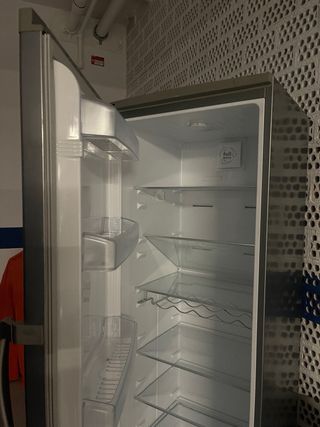 Nevera SAIVOD entera