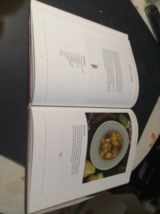 Libro firmado de Karlos Arguinaño.