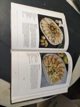 Libro firmado de Karlos Arguinaño.