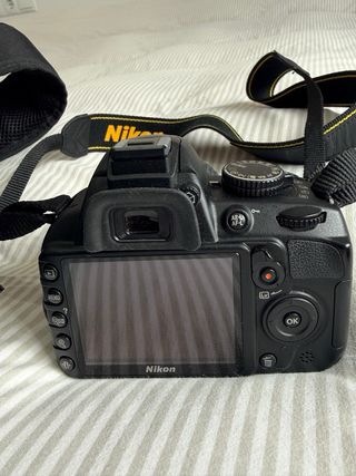 Cámara Nikon D3100 Negra