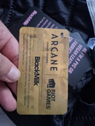 Chaqueta Vi Arcane Piel Sintética Negra y Roja