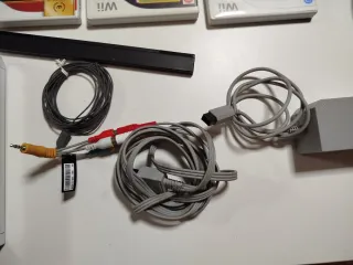 Nintendo Wii Sports del 2006 con accessori