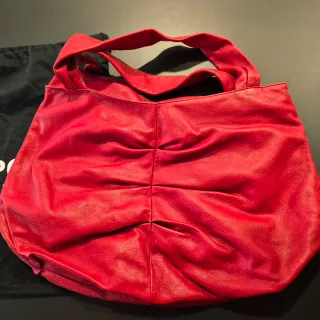 Bolso Lupo Barcelona cuero rojo oversized boutique