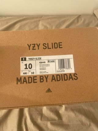 Ciabatte Adidas Yeezy grigie