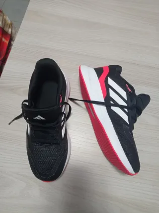 Scarpe da ginnastica Adidas bambino