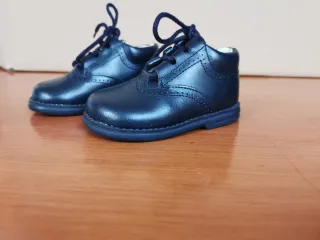 Botines niño azul marino