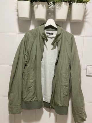 Chaqueta Zara verde militar