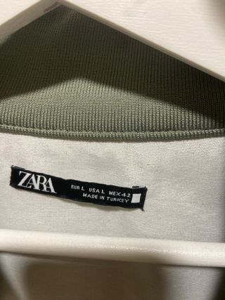 Chaqueta Zara verde militar