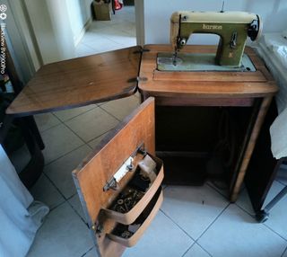 Macchina da cucire vintage