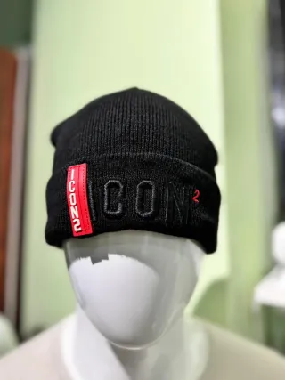 Gorro de lana blanco con pompón