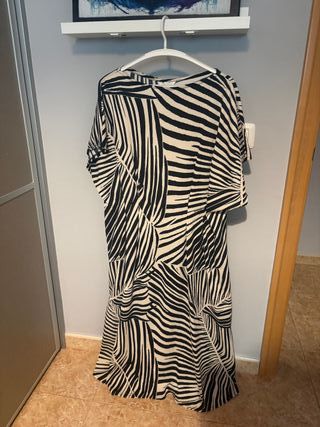 Vestido largo estampado cebra