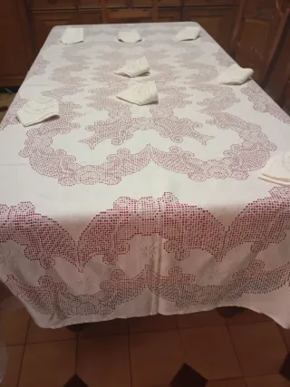 Mantelería Lagartera y manteleria calado canario