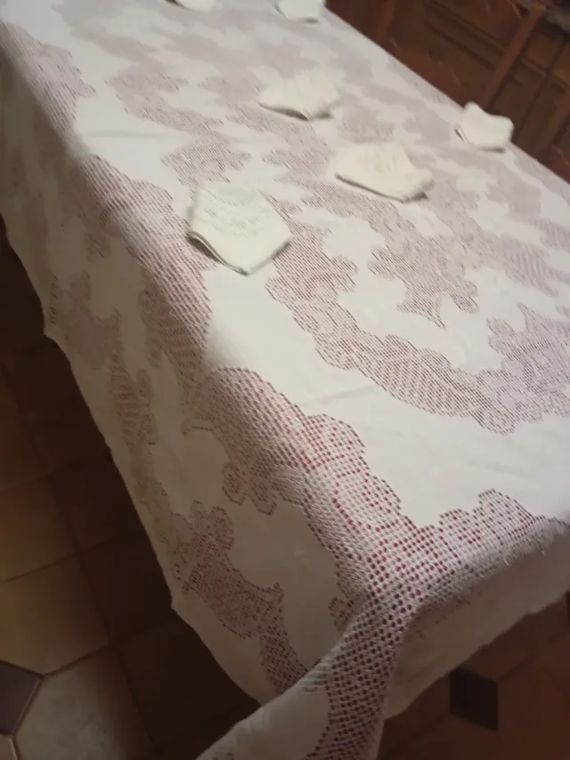 Mantelería Lagartera y manteleria calado canario