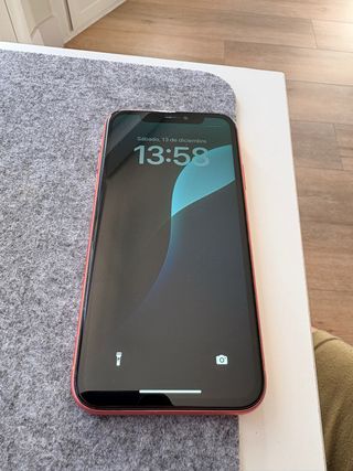 iPhone XR 64GB Rosso