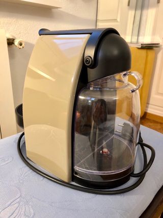 Cafetera Nespresso Krups XN 2140