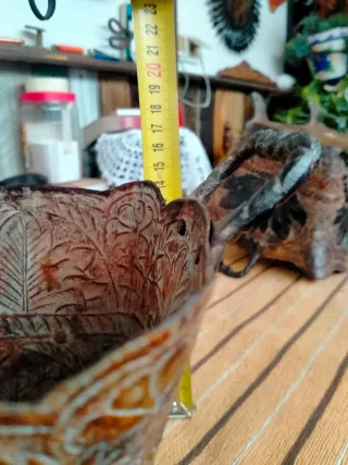 2 Vasi di metallo decorati