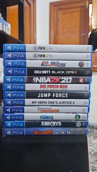 Lote 11 Giochi PS4: FIFA, NBA, Call of Duty, ecc.
