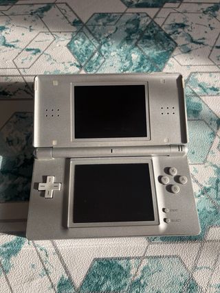 Nintendo DS Lite Argento