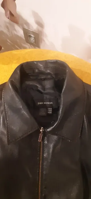 Chaqueta Cuero Zara Talla M Entallada