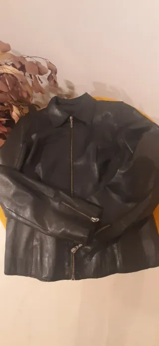 Chaqueta Cuero Zara Talla M Entallada